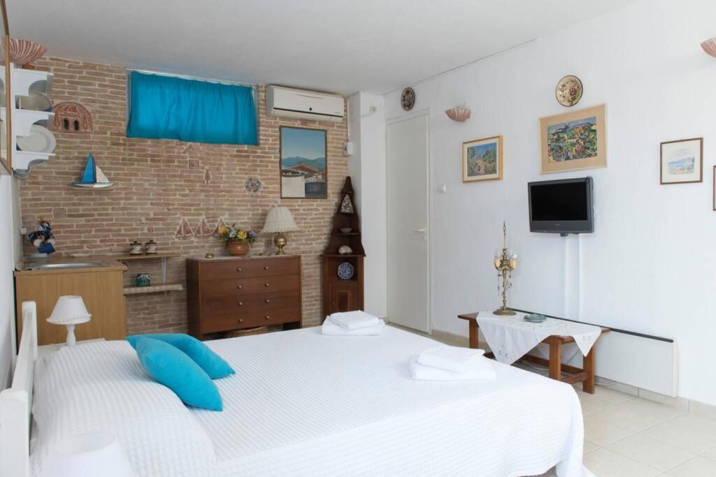 Palmaya Villa, Unique Seafront Experience Вайя Экстерьер фото